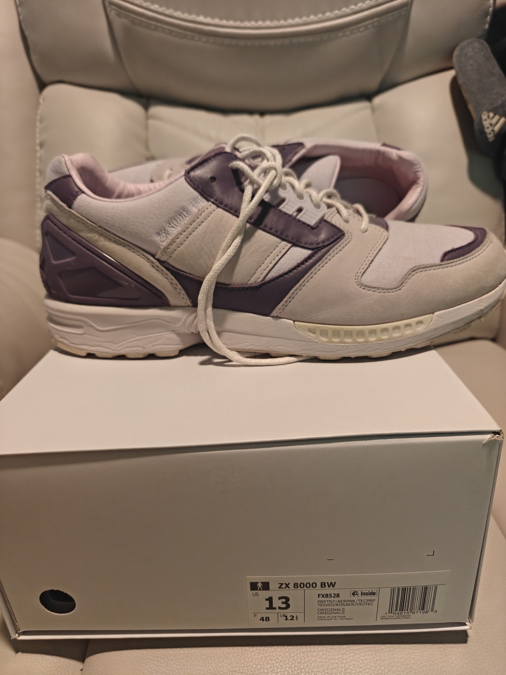 adidas ZX 8000 Men's Size 13 Lavender Sneakers